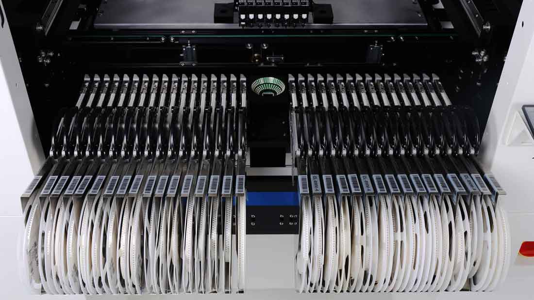 pick and placer machine